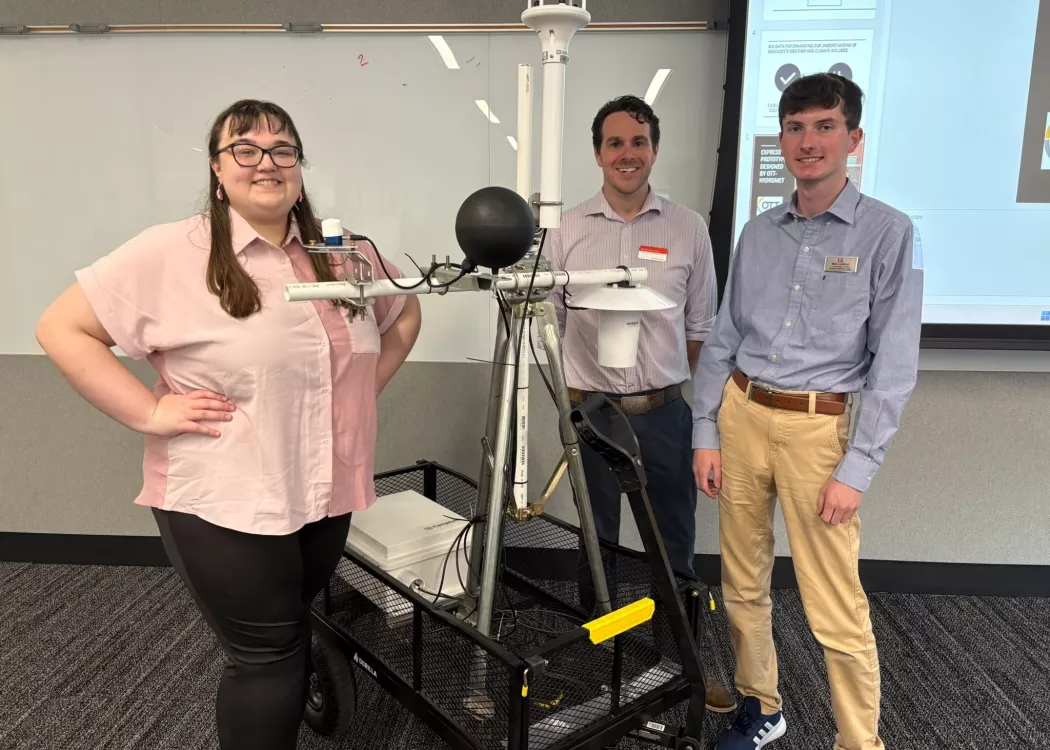 Katherine Drechsel, Assistant Professor Scott Gunter, and Ben Lampton